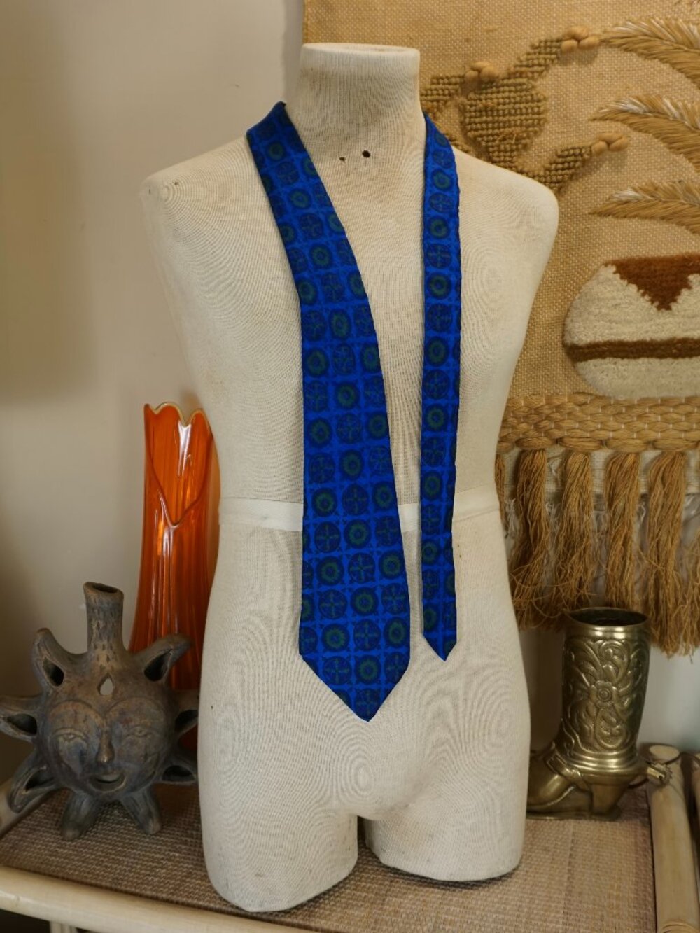 Vintage tiki silk medallion thai blue neck tie